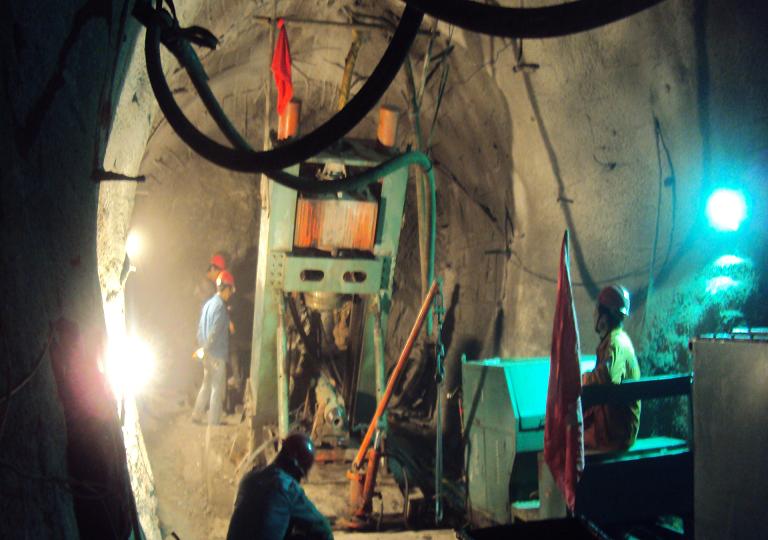 ZFY1.4/40/200反井鉆機，1400反井鉆機